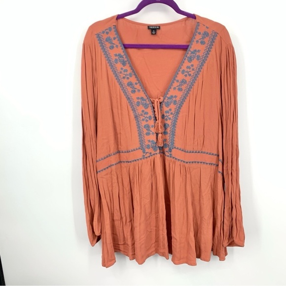Torrid Women Size 3 3X Shirt Orange Blue Embroidery Babydoll Blouse Lace Up Top - Picture 1 of 6